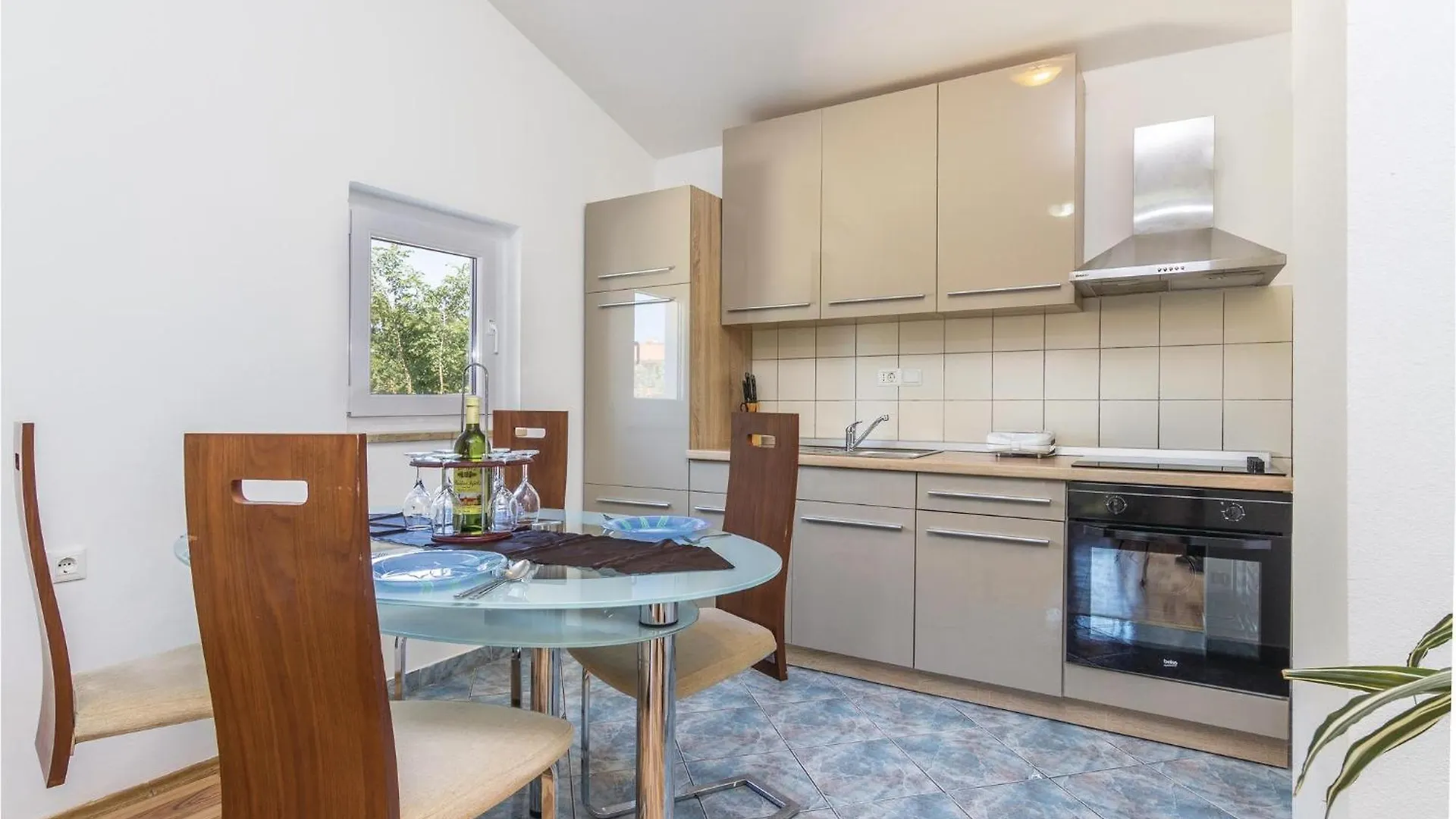 Holiday home Awesome Home In Skicini With Kitchen Jursici
