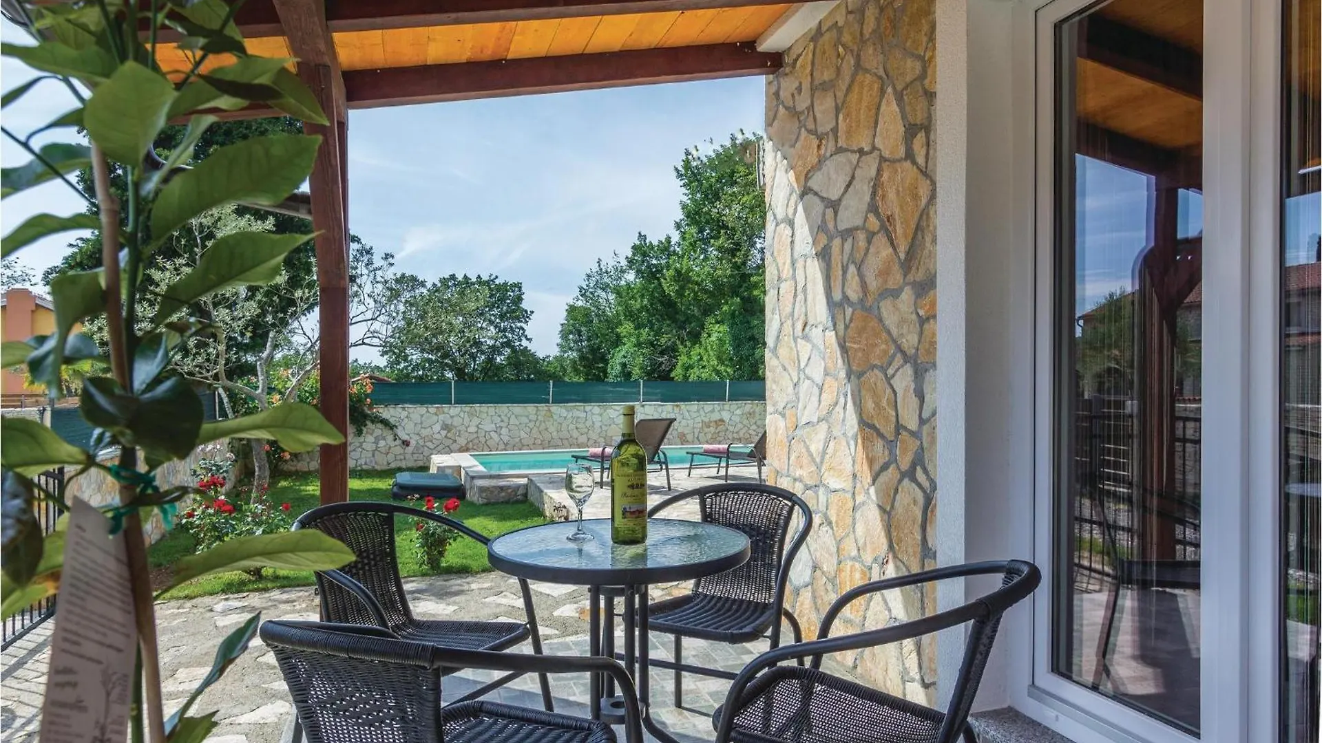 Holiday home Awesome Home In Skicini With Kitchen Jursici